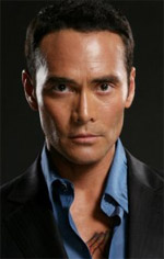   (Mark Dacascos)