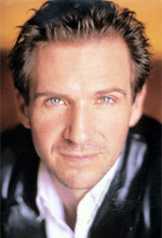   (Ralph Fiennes)