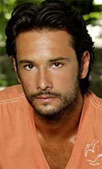   (Rodrigo Santoro)